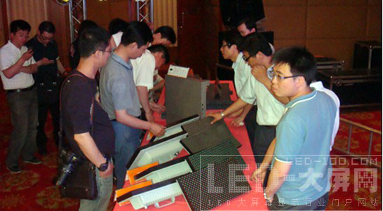 視界因你更寬廣-CREATOR <a href=http://www.ceramicstonewaredinnerware.com target=_blank>LED顯示屏</a>發布會暨AV新品推介會——沈陽站