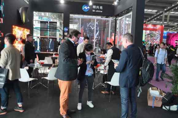 LEDCHINA 2019 չֱdWҫǈ